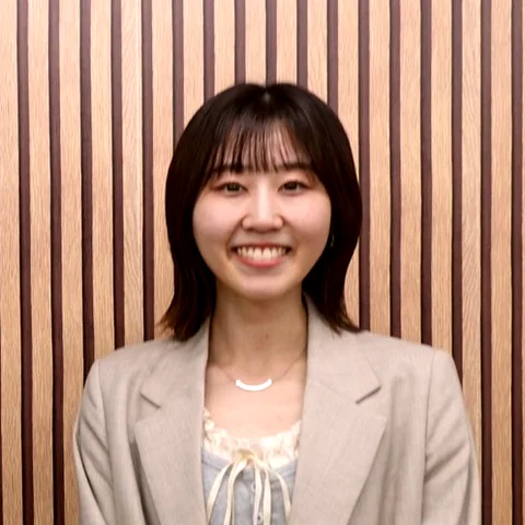 我妻 伊杏